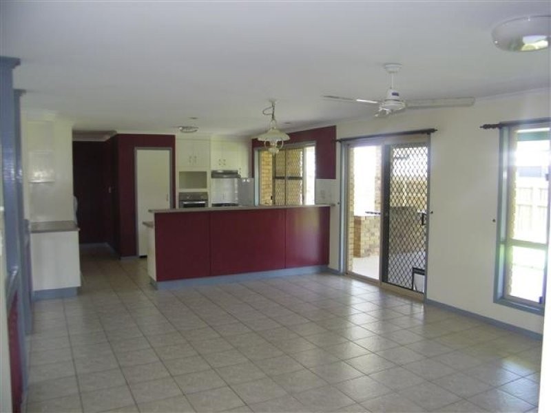 2 Fawley Close, Telina QLD 4680