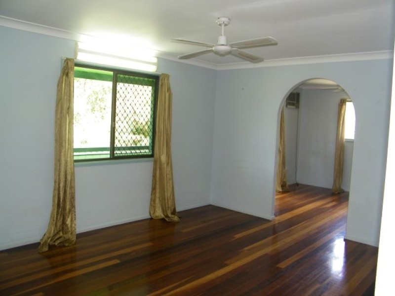 10 Far Street, West Gladstone QLD 4680