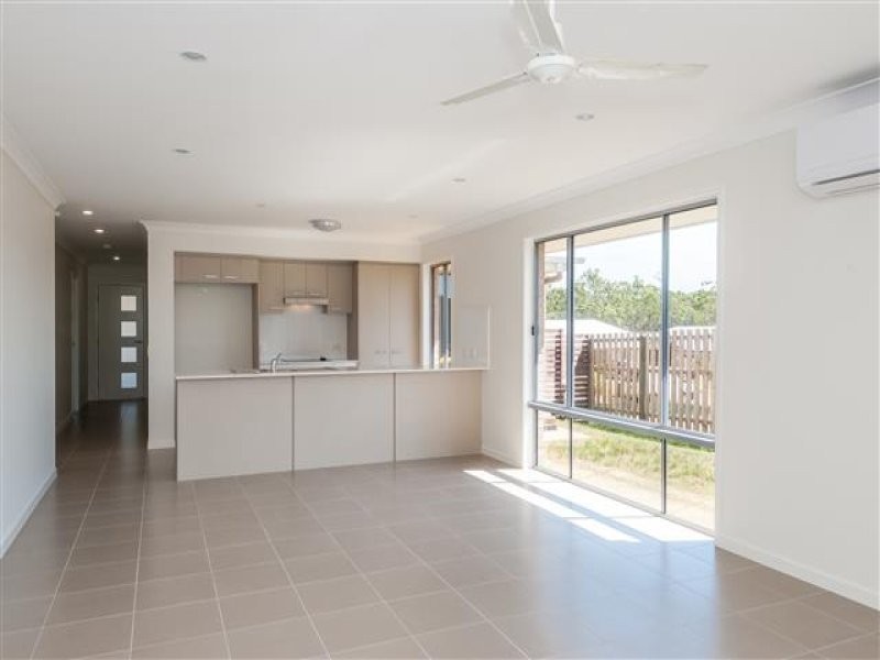 11 Kandel Court, Kirkwood QLD 4680