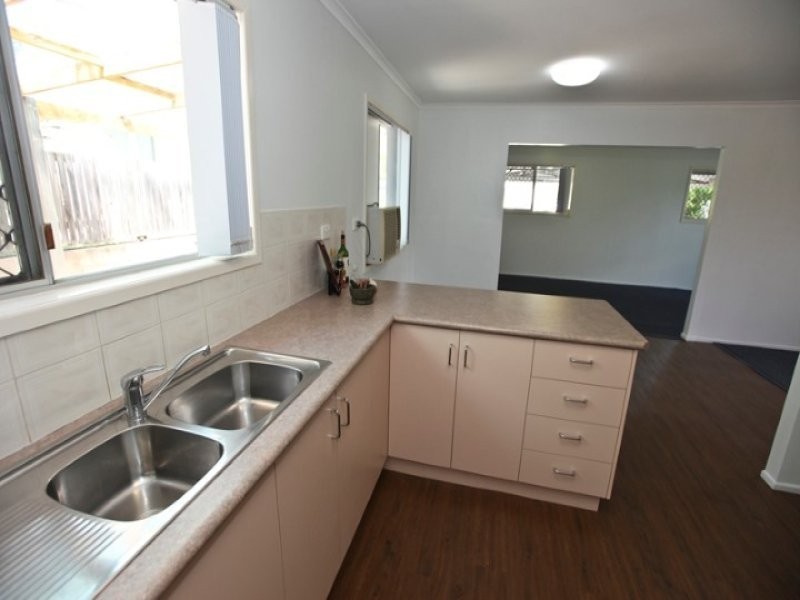 9 Anderson Street, Clinton QLD 4680