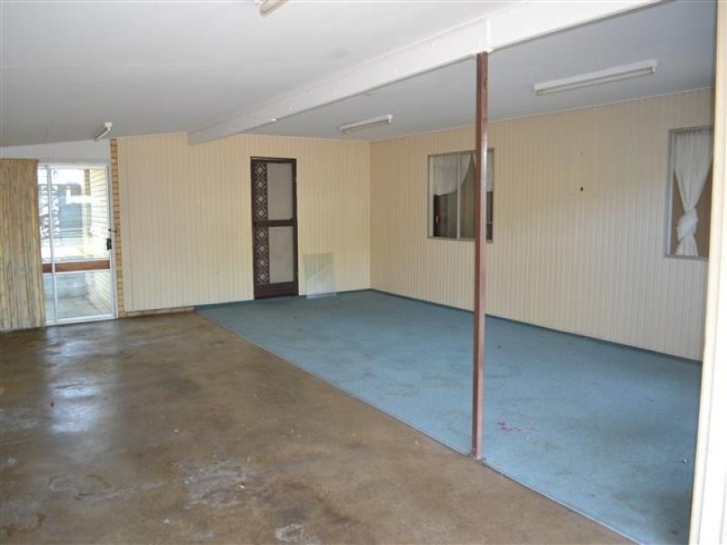 7 Pashley Street, Clinton QLD 4680