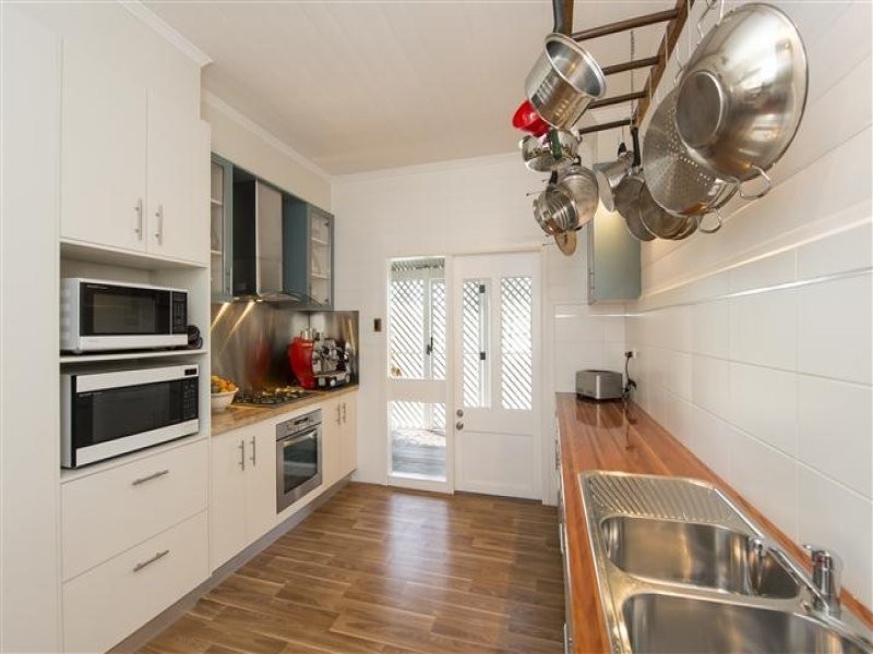 298 Old Bruce Highway, River Ranch QLD 4680