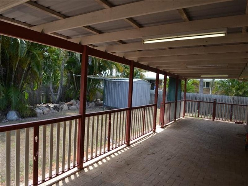 119 J Hickey Avenue, Clinton QLD 4680