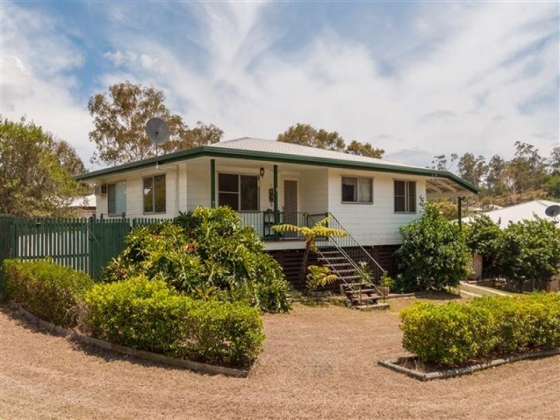 7 Ling Street, Toolooa QLD 4680