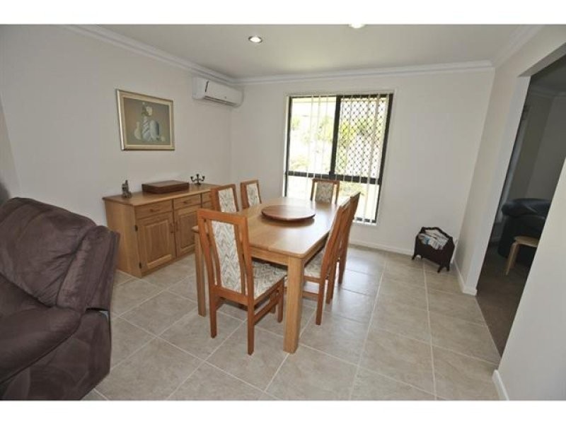 2 Riverside Place, Telina QLD 4680
