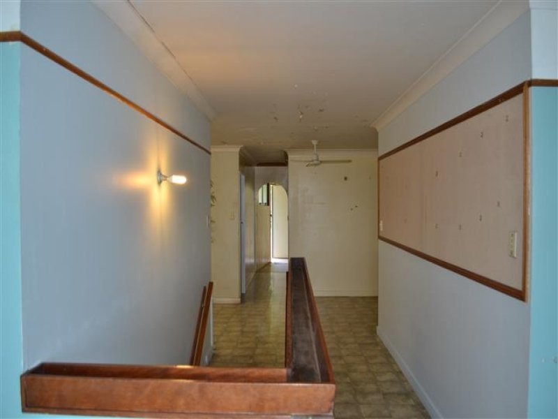 31 Flinders Street, West Gladstone QLD 4680