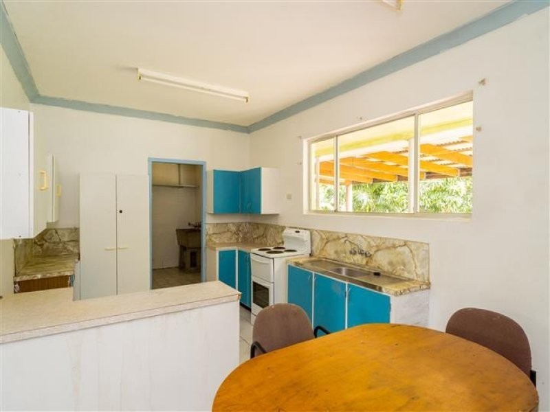 23 Campbell Street, Clinton QLD 4680