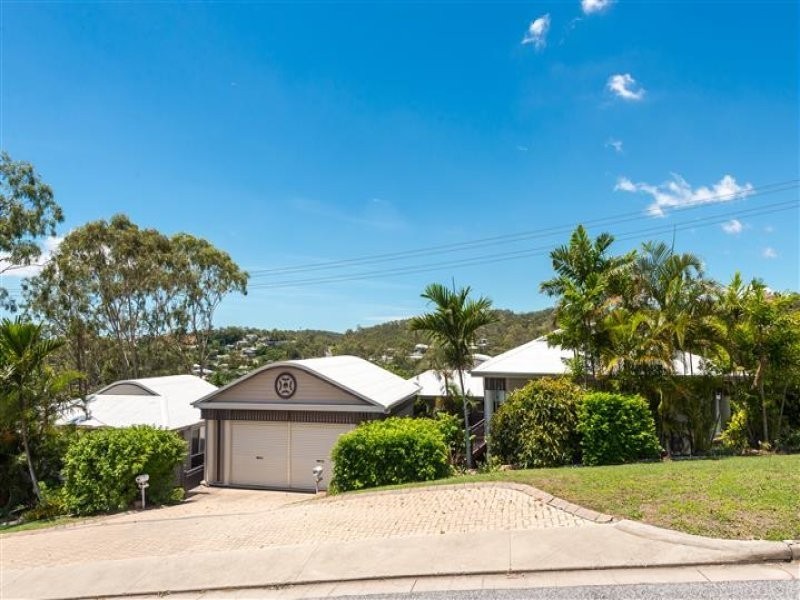 15 Walters Avenue, West Gladstone QLD 4680