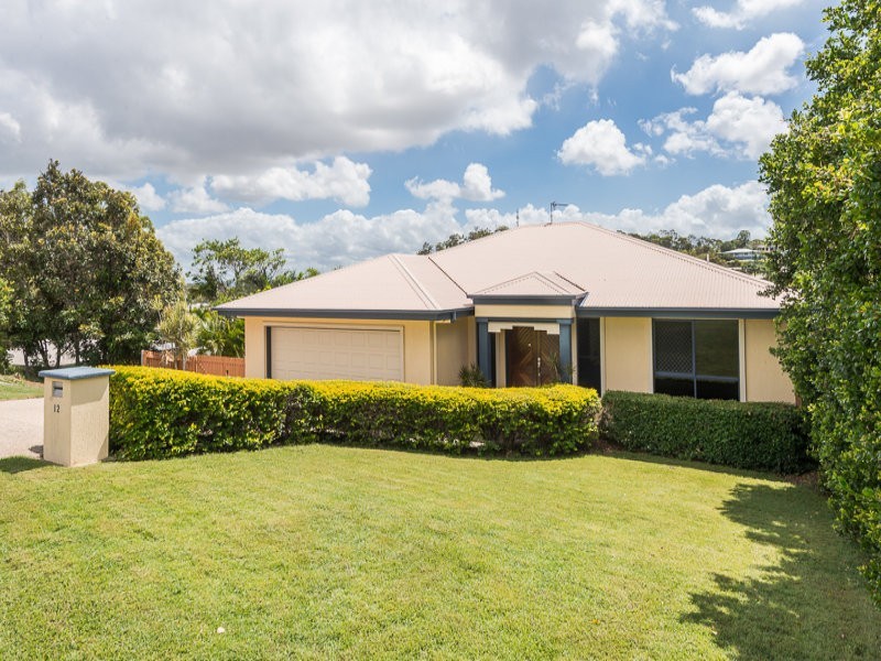 12 Fairbairn Place, Clinton QLD 4680