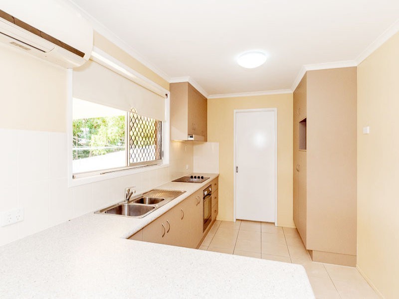 18 Bingera Street, Clinton QLD 4680