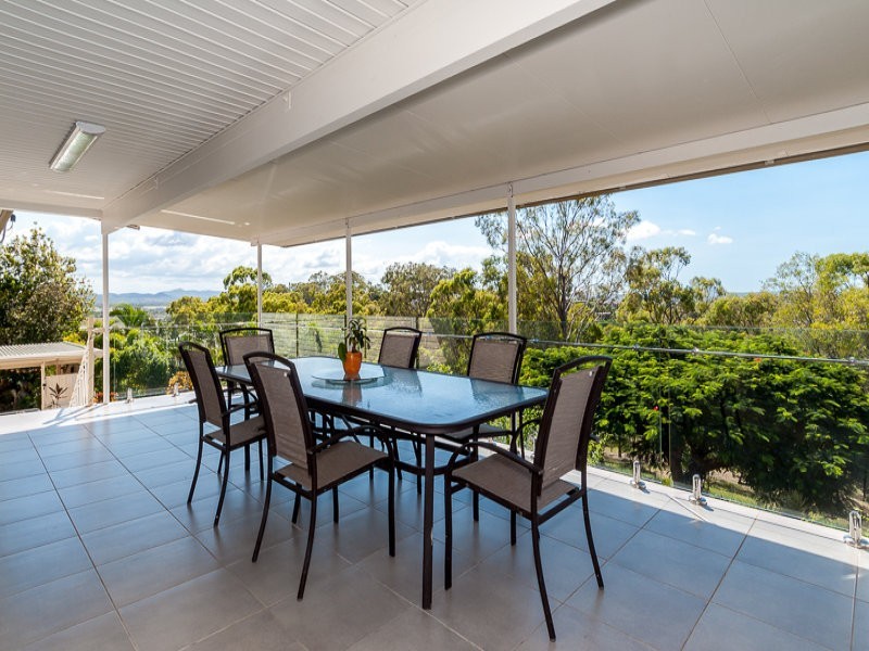 8 Matson Crescent, West Gladstone QLD 4680