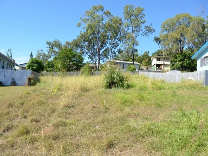 6 Walnut Street, New Auckland QLD 4680