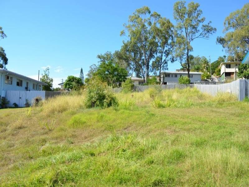 6 Walnut Street, New Auckland QLD 4680