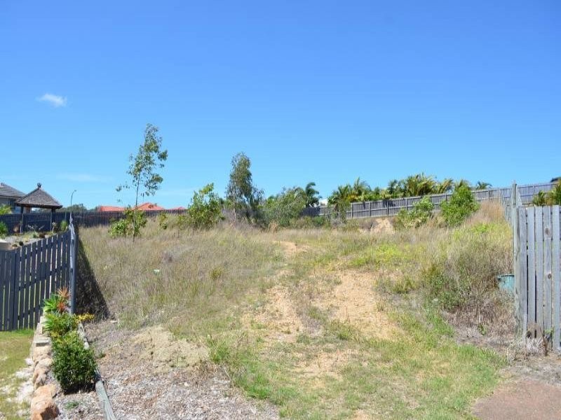 20 Viewpoint Way, New Auckland QLD 4680