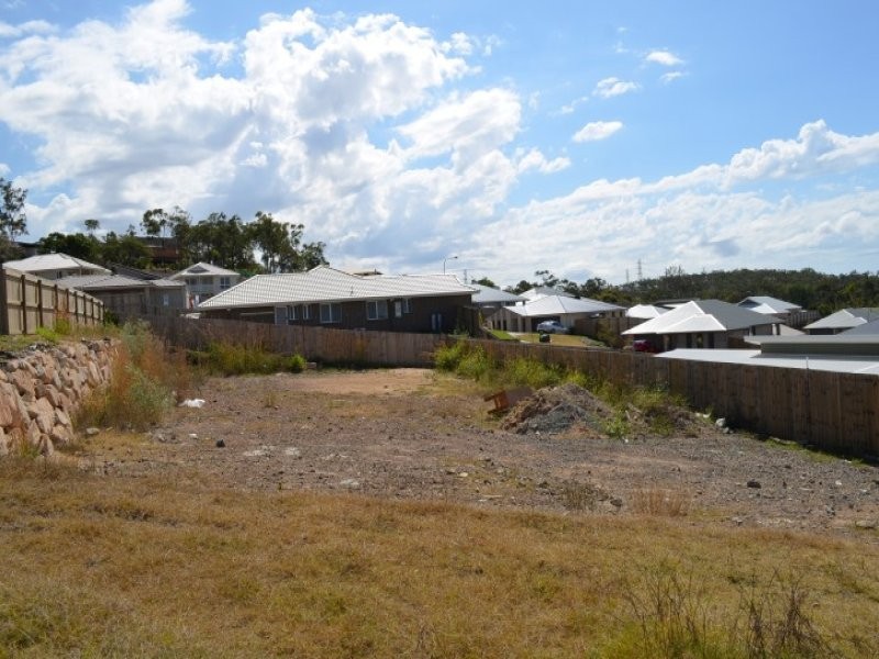 4 Dampier Court, Glen Eden QLD 4680