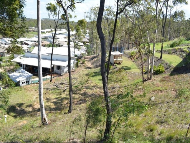 7 Eucalyptus Place, Kirkwood QLD 4680