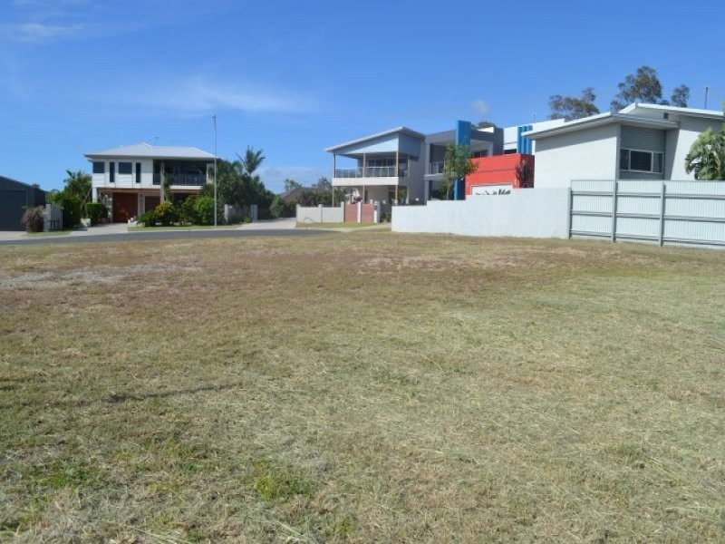 44 Dolphin Terrace, South Gladstone QLD 4680