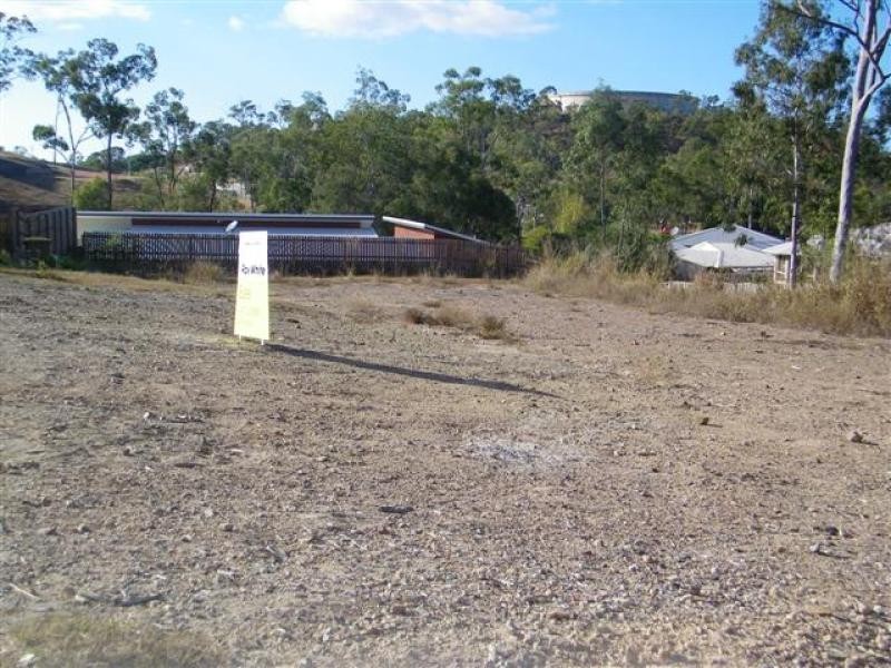 25 Sanctuary Place, Gladstone QLD 4680