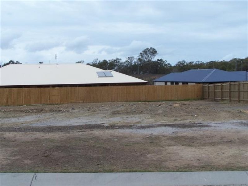 3 Leichhardt Court, Glen Eden QLD 4680