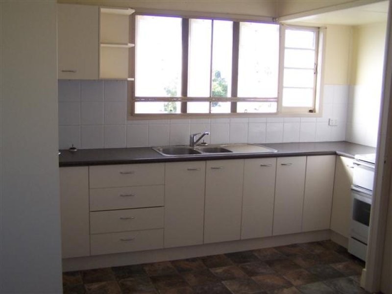 20 Boles Street, Gladstone QLD 4680