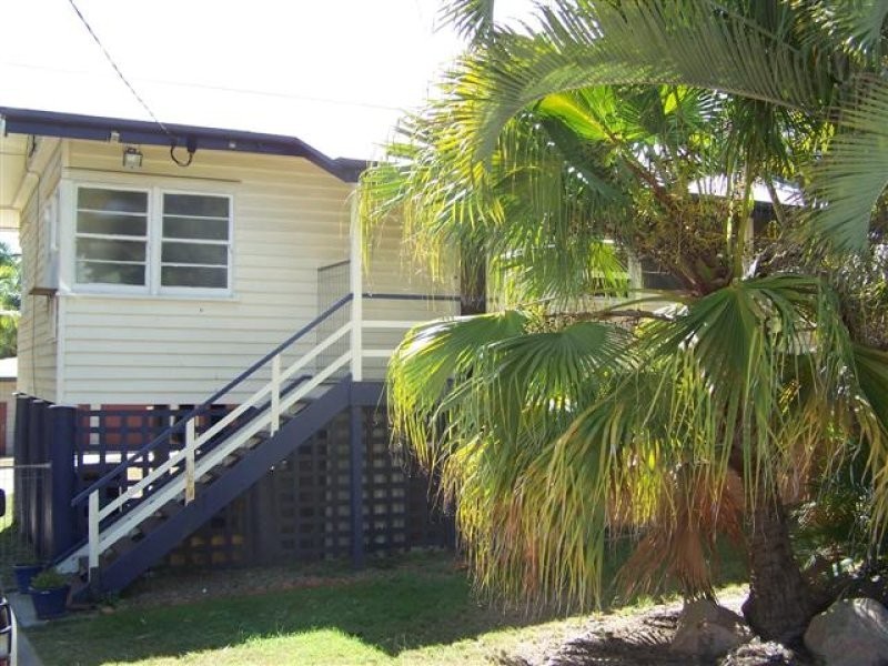 14 Worthington Street, Gladstone QLD 4680