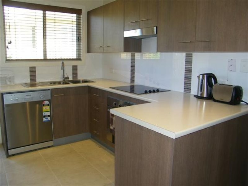 2/21 French Street, Gladstone QLD 4680