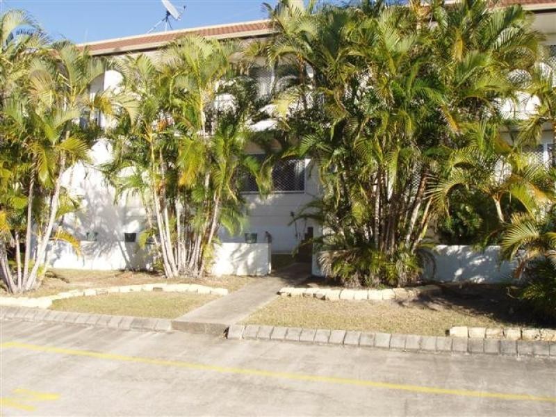 2/32 Elizabeth Street, Gladstone QLD 4680