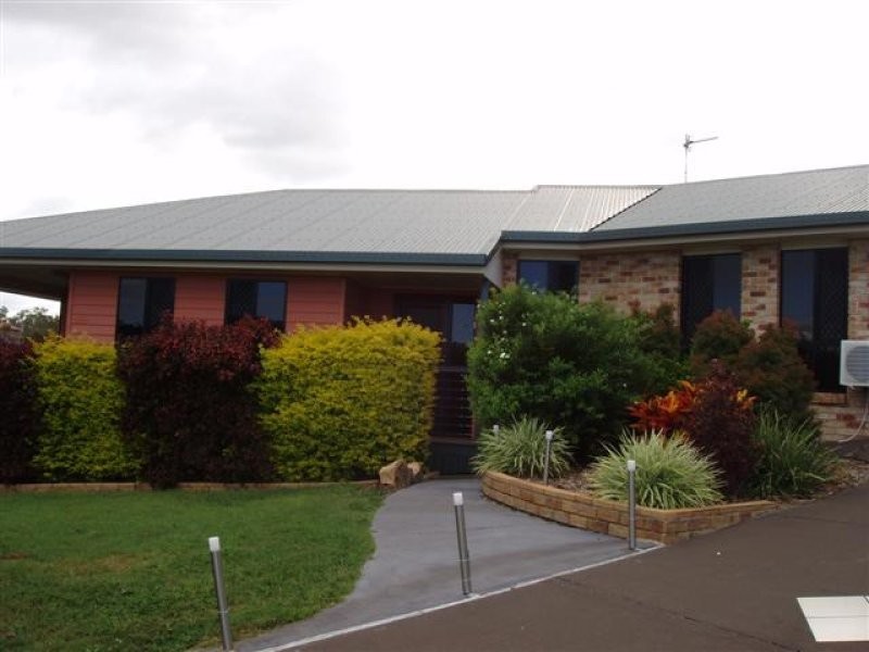 8 Montrose Place, Gladstone QLD 4680