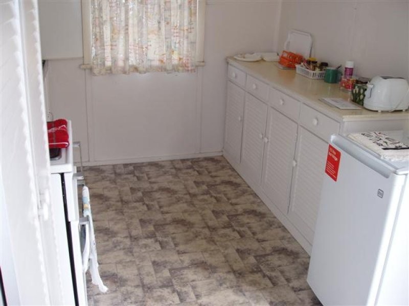 42 Bramston Street, Gladstone QLD 4680