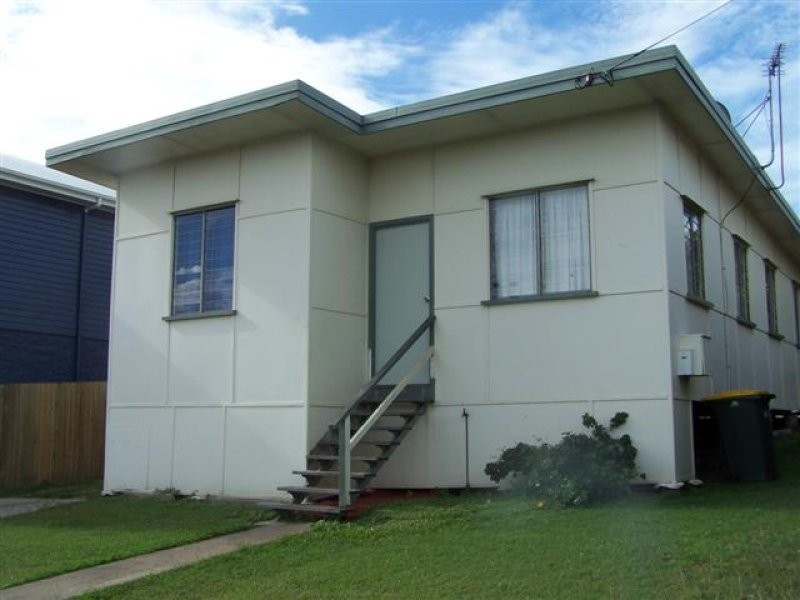 98 Glenlyon Street, Gladstone QLD 4680