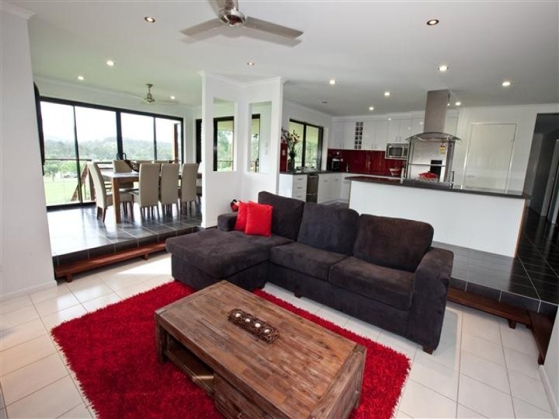 211 Schulze Road, Beecher QLD 4680