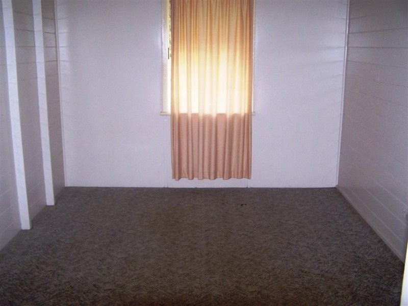 42 Bramston Street, Gladstone QLD 4680