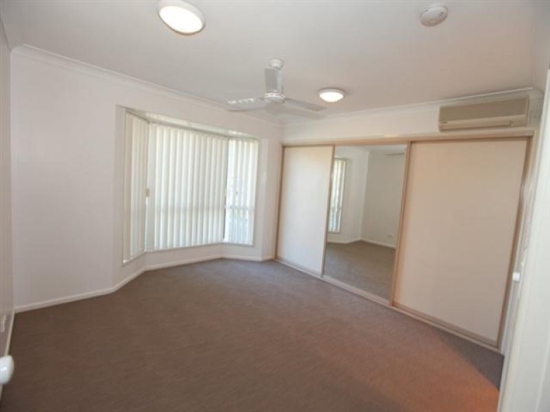 22 Hamilton Drive, Clinton QLD 4680