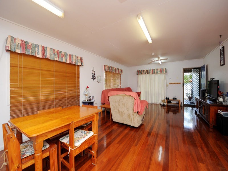1 Peters Crescent, Gladstone QLD 4680