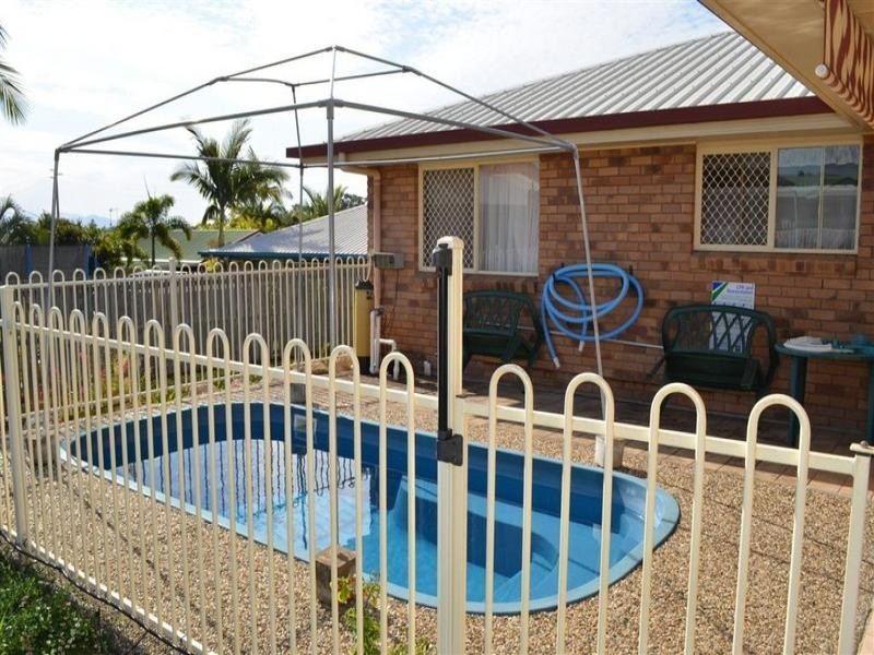 4 Helston Street, Telina QLD 4680