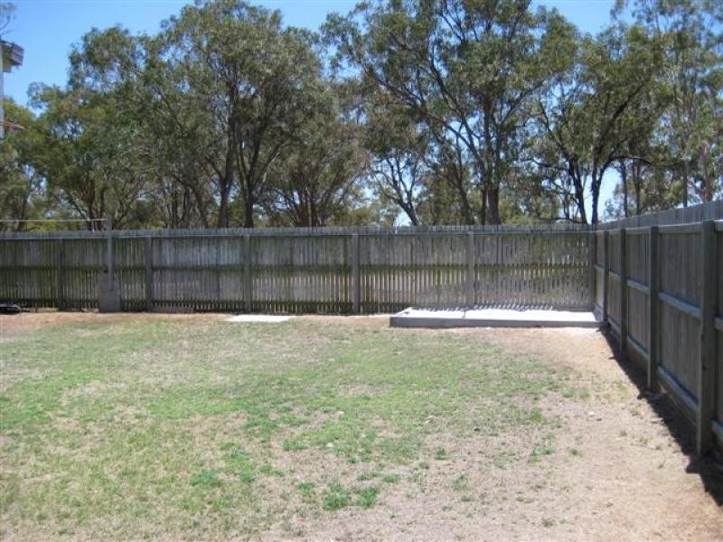 16 Hetherington Street, Gladstone QLD 4680