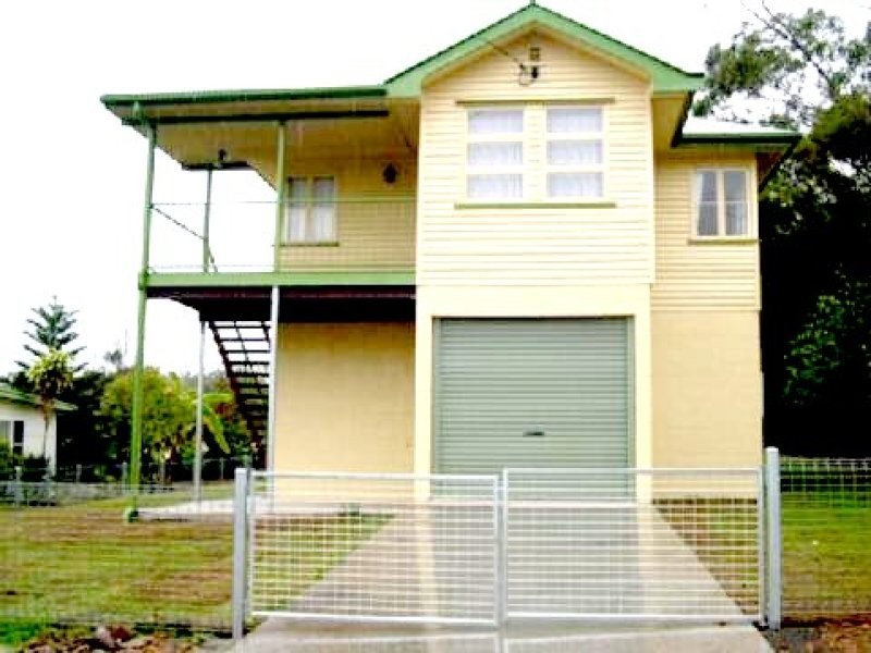 9 MARGARET STREET, South Gladstone QLD 4680