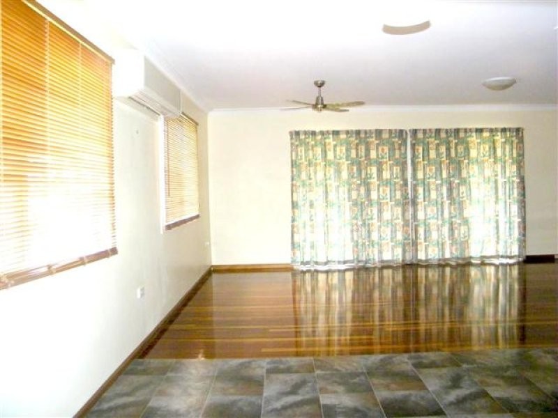 26 Glegg Street, West Gladstone QLD 4680