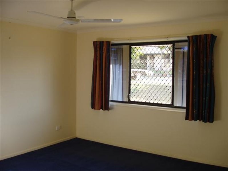 12 Sutherland Court, Telina QLD 4680