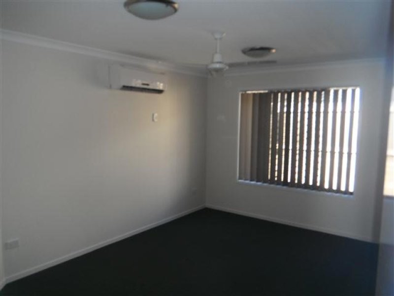 21 Bottlebrush Drive, Kirkwood QLD 4680