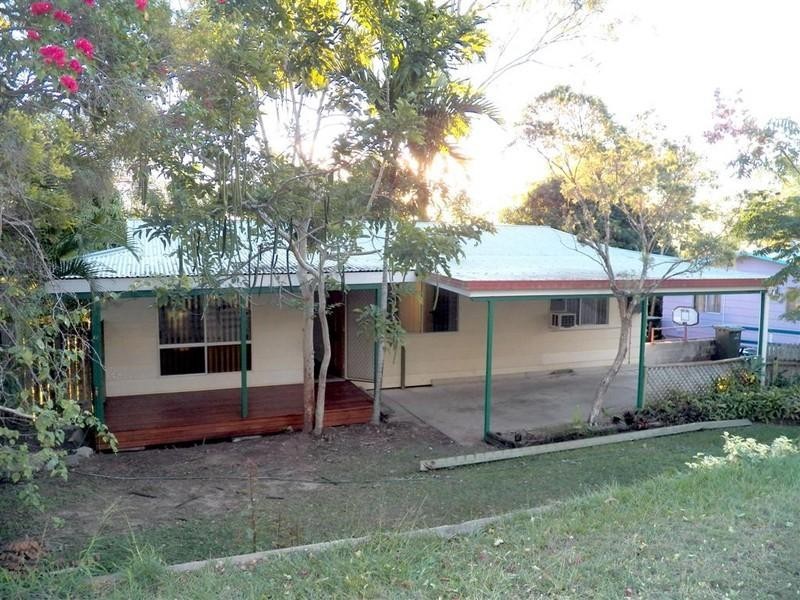 27 Willow Street, New Auckland QLD 4680