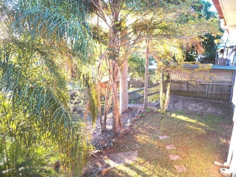 27 Willow Street, New Auckland QLD 4680