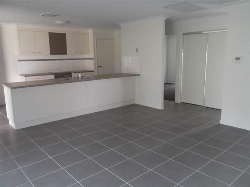 3 Ingra Close, Glen Eden QLD 4680