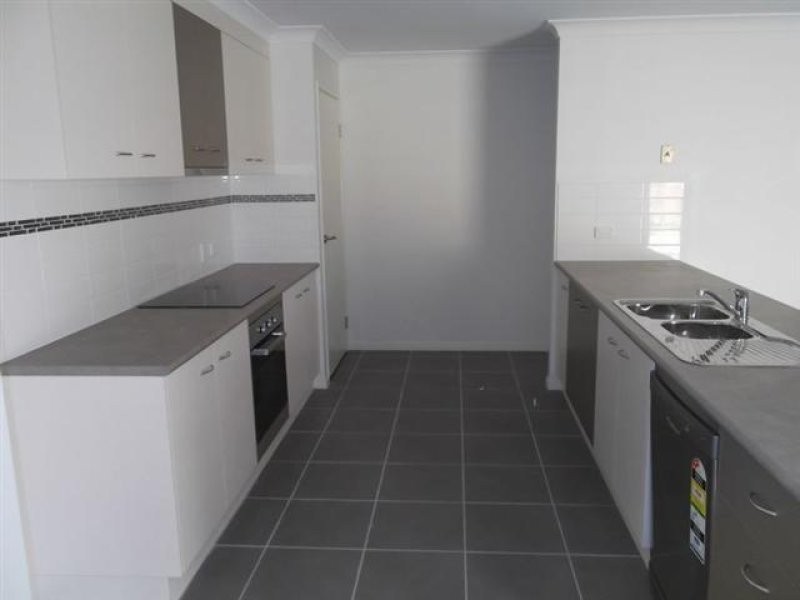 3 Ingra Close, Glen Eden QLD 4680