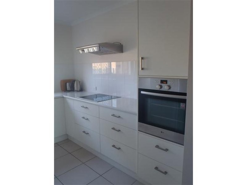 1/33 Side Street, Gladstone QLD 4680