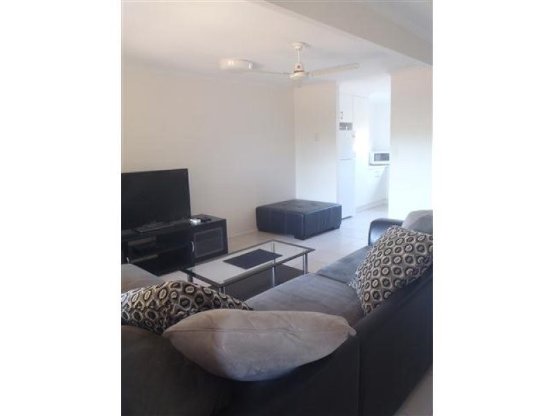 1/33 Side Street, Gladstone QLD 4680