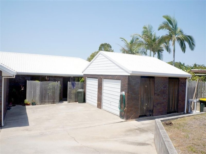 2/18 Chapman Drive, Clinton QLD 4680