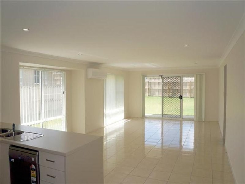 16 Fleet Street, Calliope QLD 4680