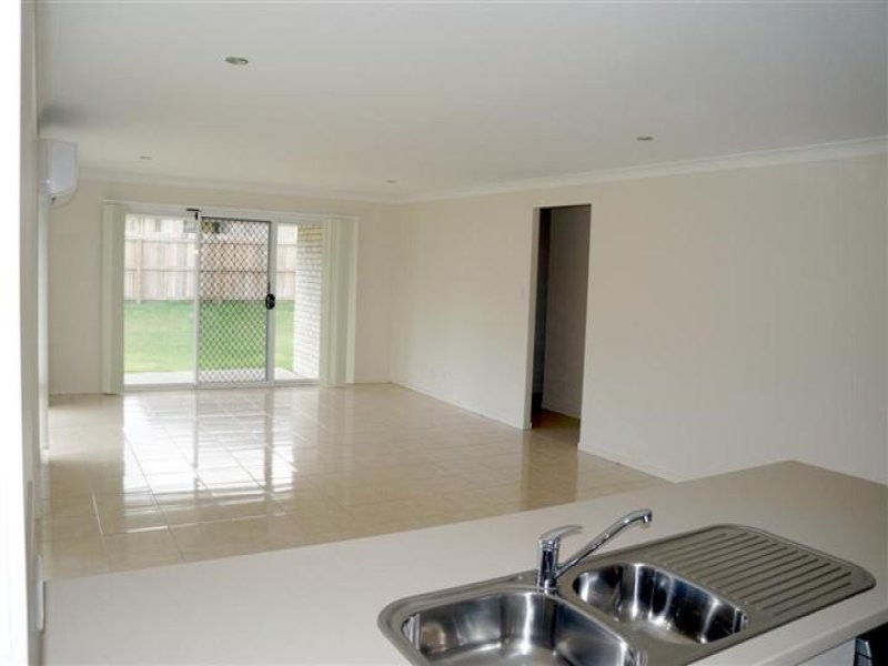 16 Fleet Street, Calliope QLD 4680