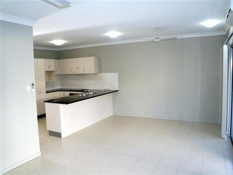 11/216 Oaka Street, South Gladstone QLD 4680